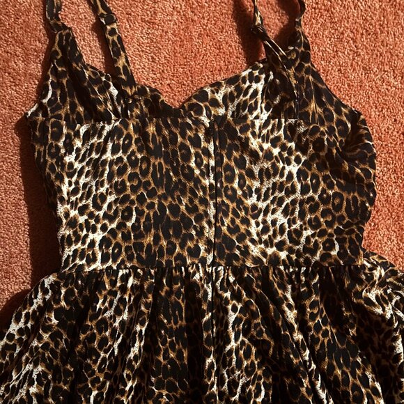 Vixen by Micheline Pitt - Leopard Print Ingenue - Size Large - EUC with Belt - Picture 5 of 6